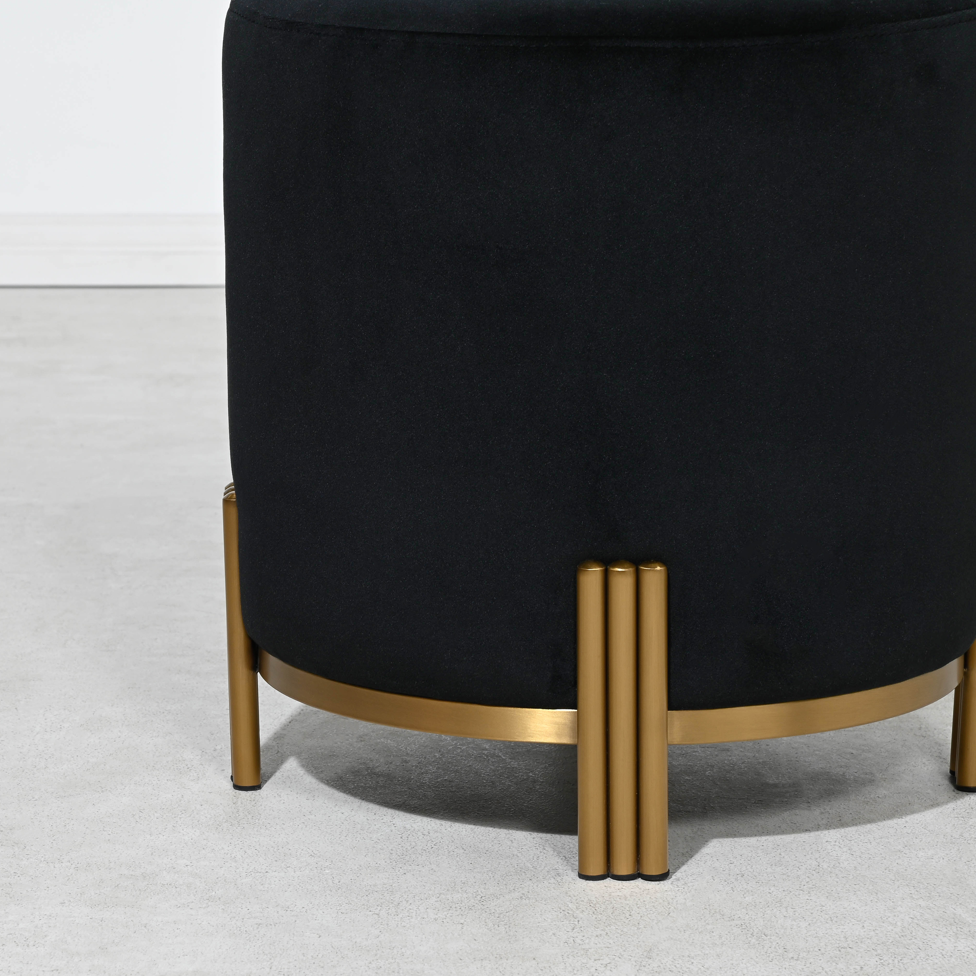 Luca Ottoman - Black - Image 5